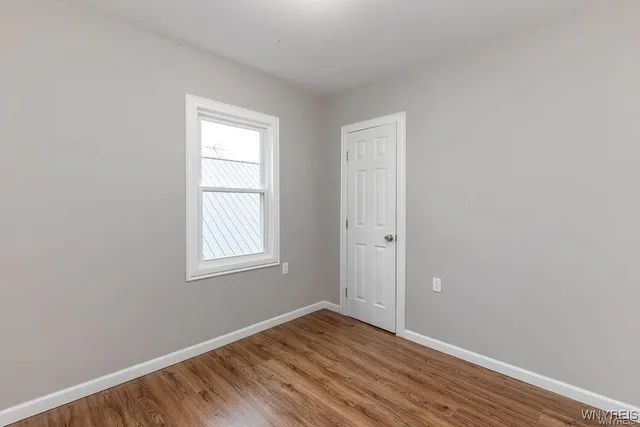 $295,000 | 52 Hawthorne Avenue, Tonawanda, NY 14223