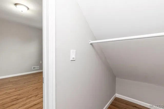 $295,000 | 52 Hawthorne Avenue, Tonawanda, NY 14223