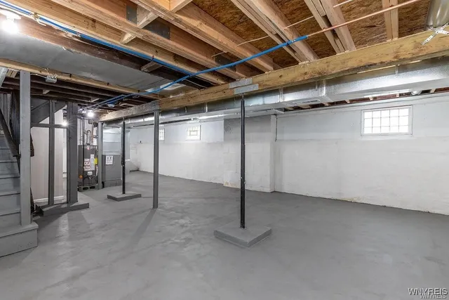 $295,000 | 52 Hawthorne Avenue, Tonawanda, NY 14223