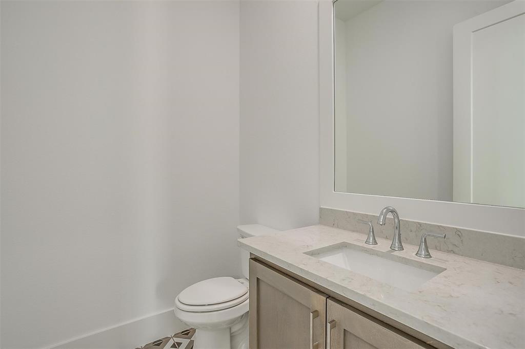 161 Lantern Ridge Drive Aledo, TX 76008 - Photo 25 of 40 Powder Bath