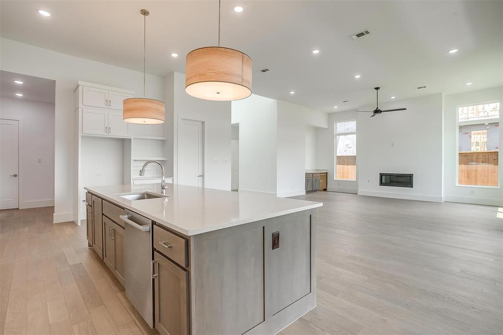 161 Lantern Ridge Drive Aledo, TX 76008 - Photo 7 of 40