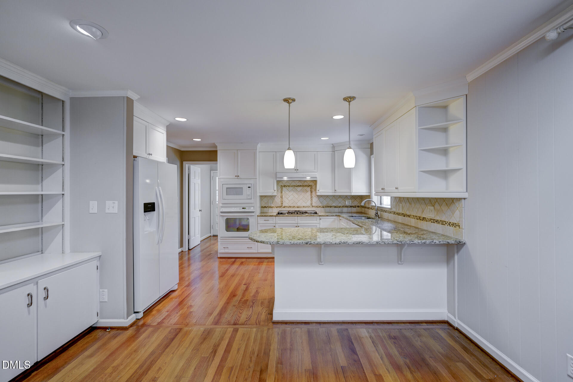 508 Sampson Street Raleigh, NC 27609 - Photo 13 of 32 508 Sampson-13