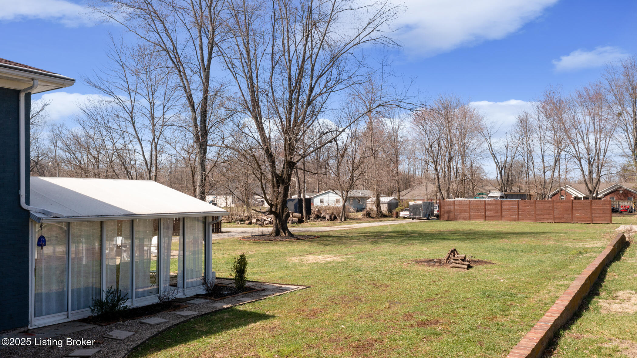 7704 River Road Prospect, KY 40059 - Photo 6 of 77 9