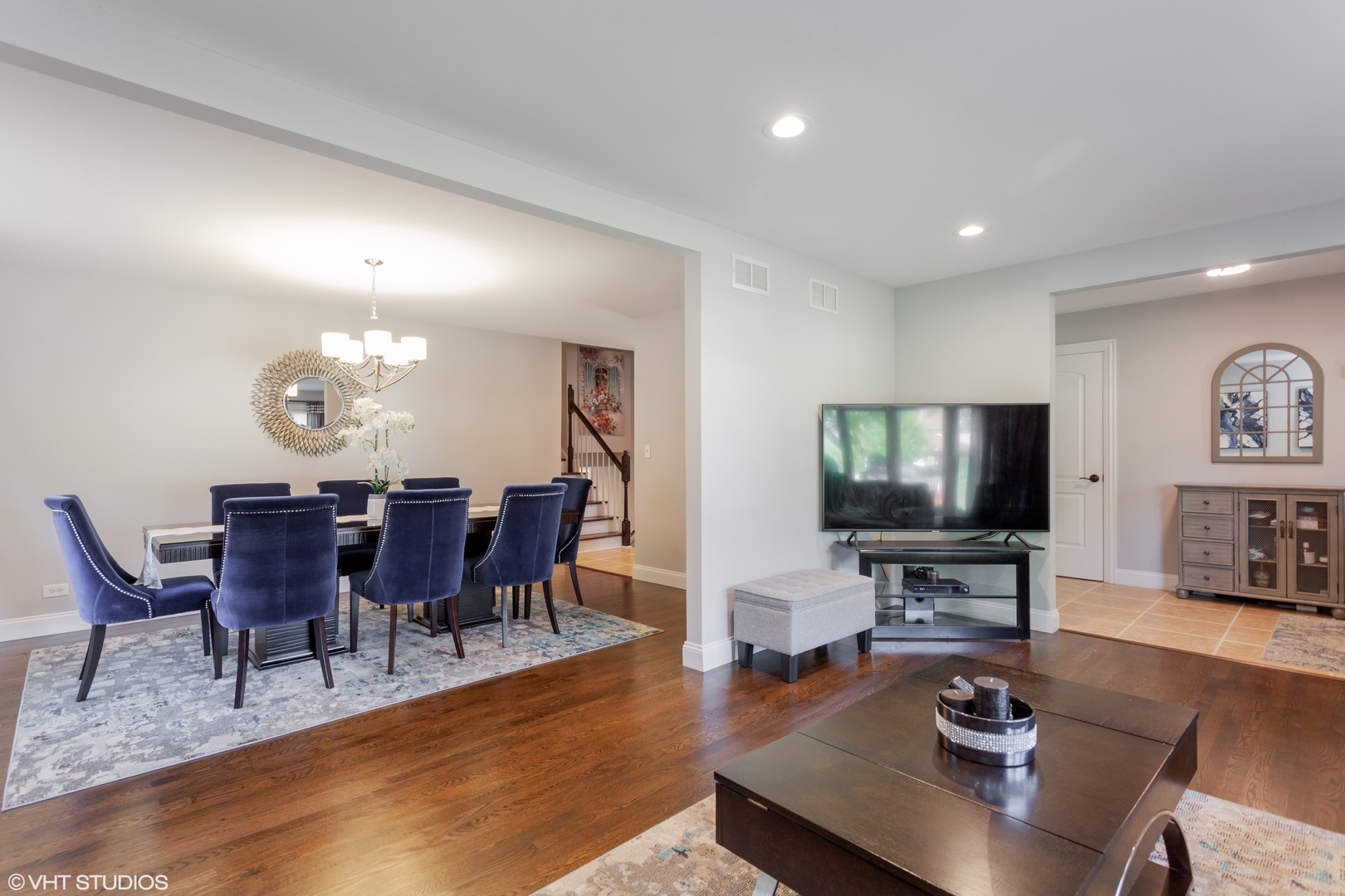 7121 Summit Road Darien, IL 60561 - Photo 4 of 22