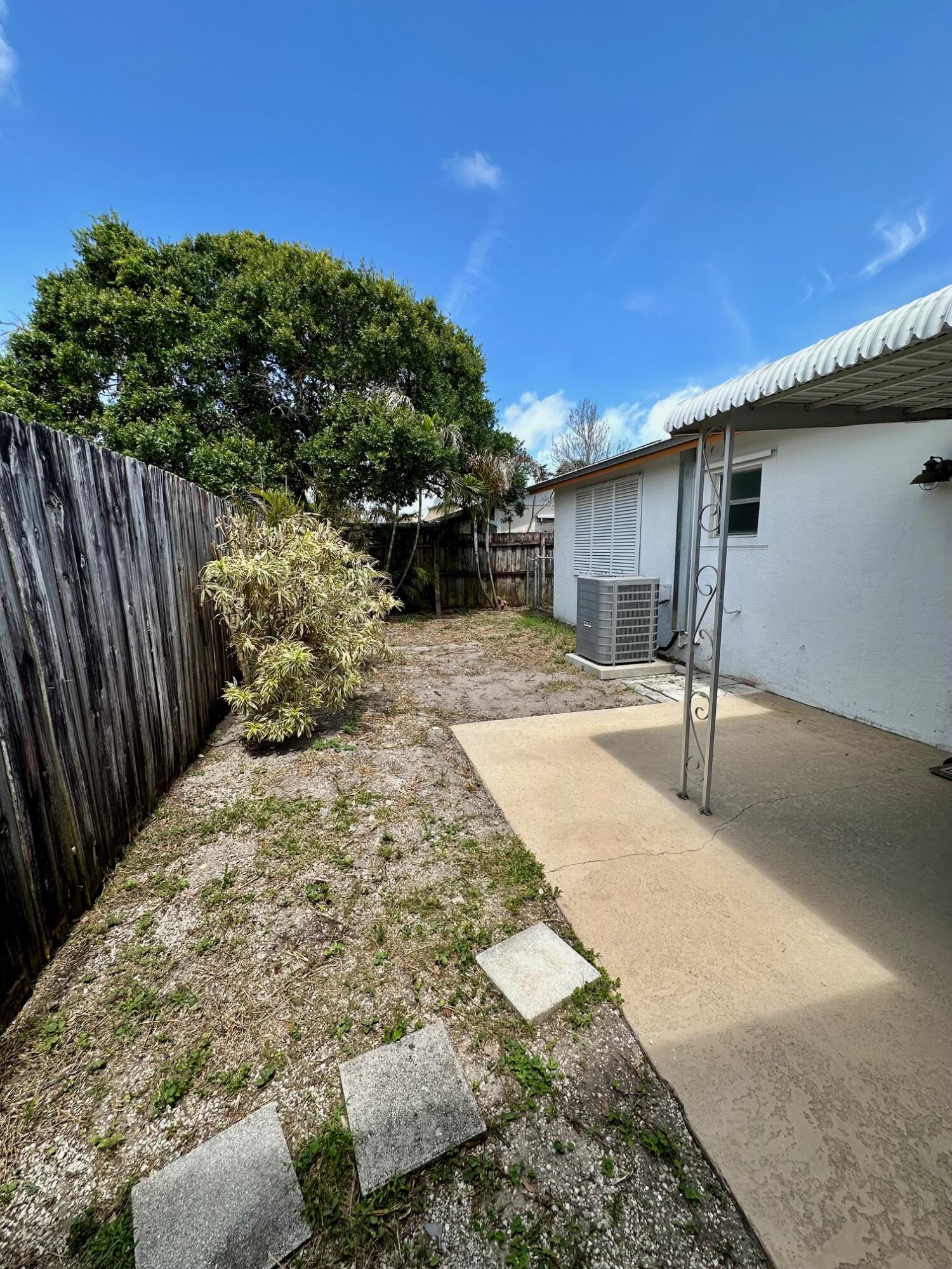 8698 Southeast Hobe Ridge Avenue Hobe Sound, FL 33455 - Photo 14 of 16 IMG_5753