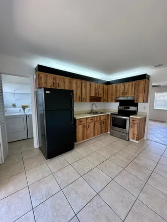 $2,000 | 8698 Southeast Hobe Ridge Avenue, Hobe Sound, FL 33455