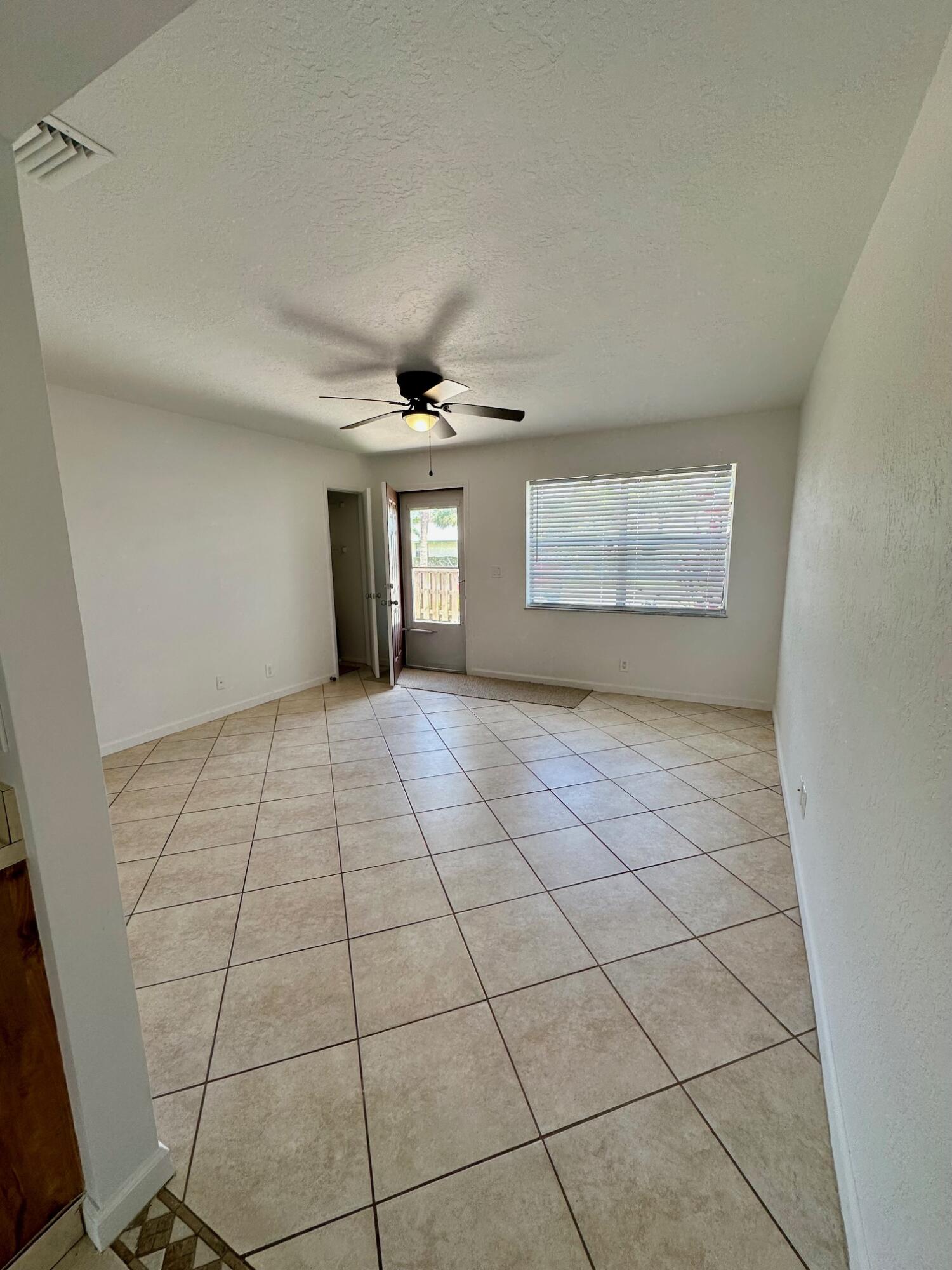 8698 Southeast Hobe Ridge Avenue Hobe Sound, FL 33455 - Photo 7 of 16 IMG_5743