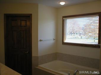 12908 Maple Street Highland, IL 62249 - Photo 11 of 24 Gallery Image 11