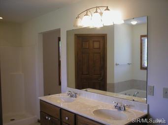12908 Maple Street Highland, IL 62249 - Photo 12 of 24 Gallery Image 12