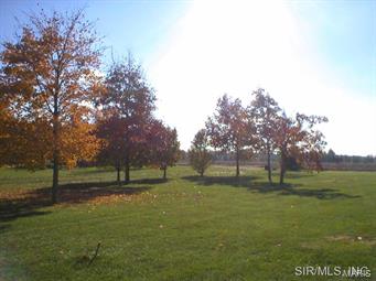 12908 Maple Street Highland, IL 62249 - Photo 16 of 24 Gallery Image 16