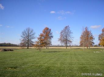 12908 Maple Street Highland, IL 62249 - Photo 17 of 24 Gallery Image 17