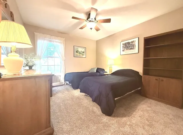 $350,000 | 1606 East Marc Trail, Urbana, IL 61802