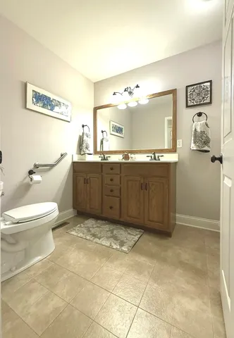 $350,000 | 1606 East Marc Trail, Urbana, IL 61802