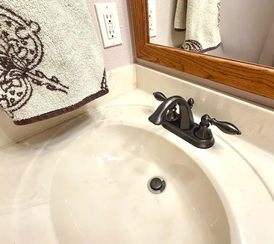 $350,000 | 1606 East Marc Trail, Urbana, IL 61802