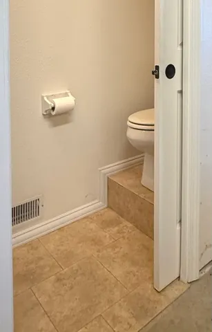 $350,000 | 1606 East Marc Trail, Urbana, IL 61802