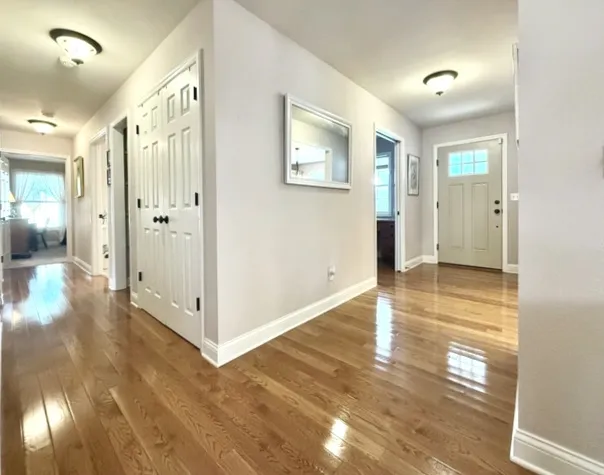 $350,000 | 1606 East Marc Trail, Urbana, IL 61802