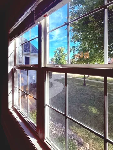 $350,000 | 1606 East Marc Trail, Urbana, IL 61802