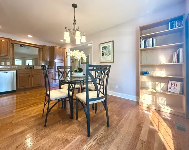 $350,000 | 1606 East Marc Trail, Urbana, IL 61802