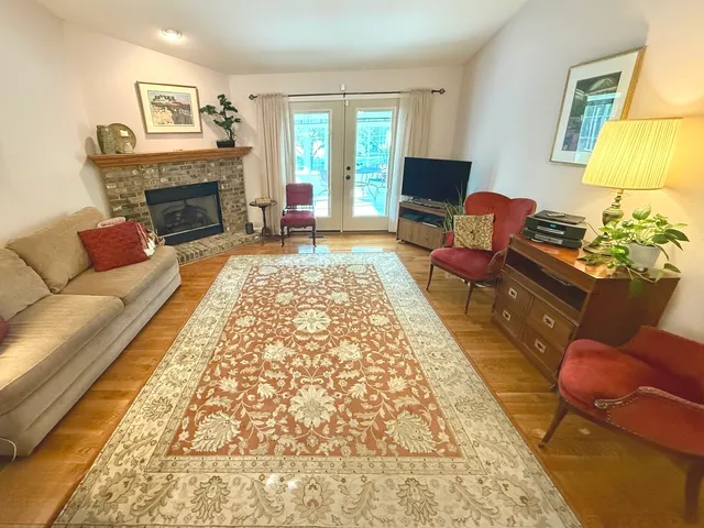 $350,000 | 1606 East Marc Trail, Urbana, IL 61802