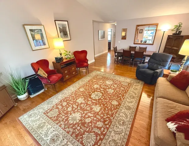 $350,000 | 1606 East Marc Trail, Urbana, IL 61802