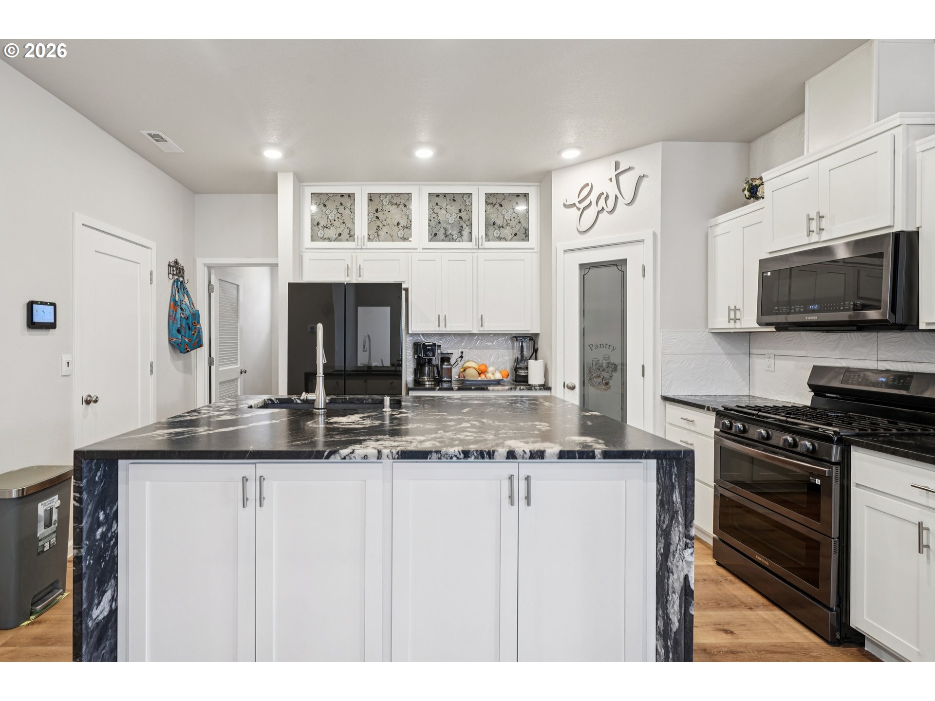 438 Greencrest Street Northeast Salem, OR 97301 - Photo 12 of 35