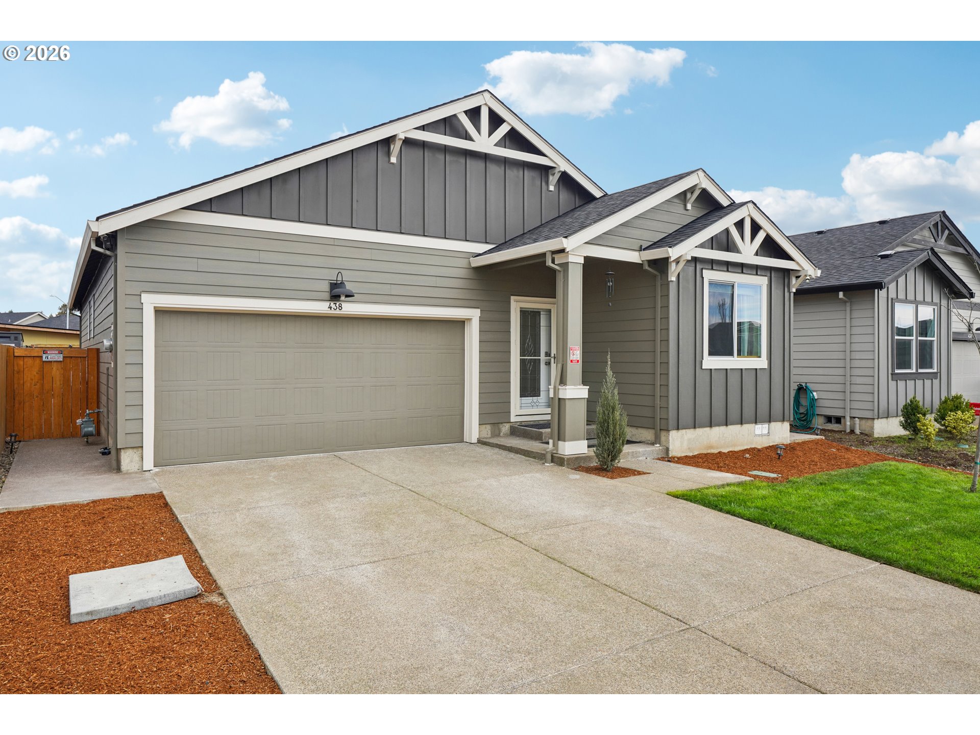 438 Greencrest Street Northeast Salem, OR 97301 - Photo 2 of 35