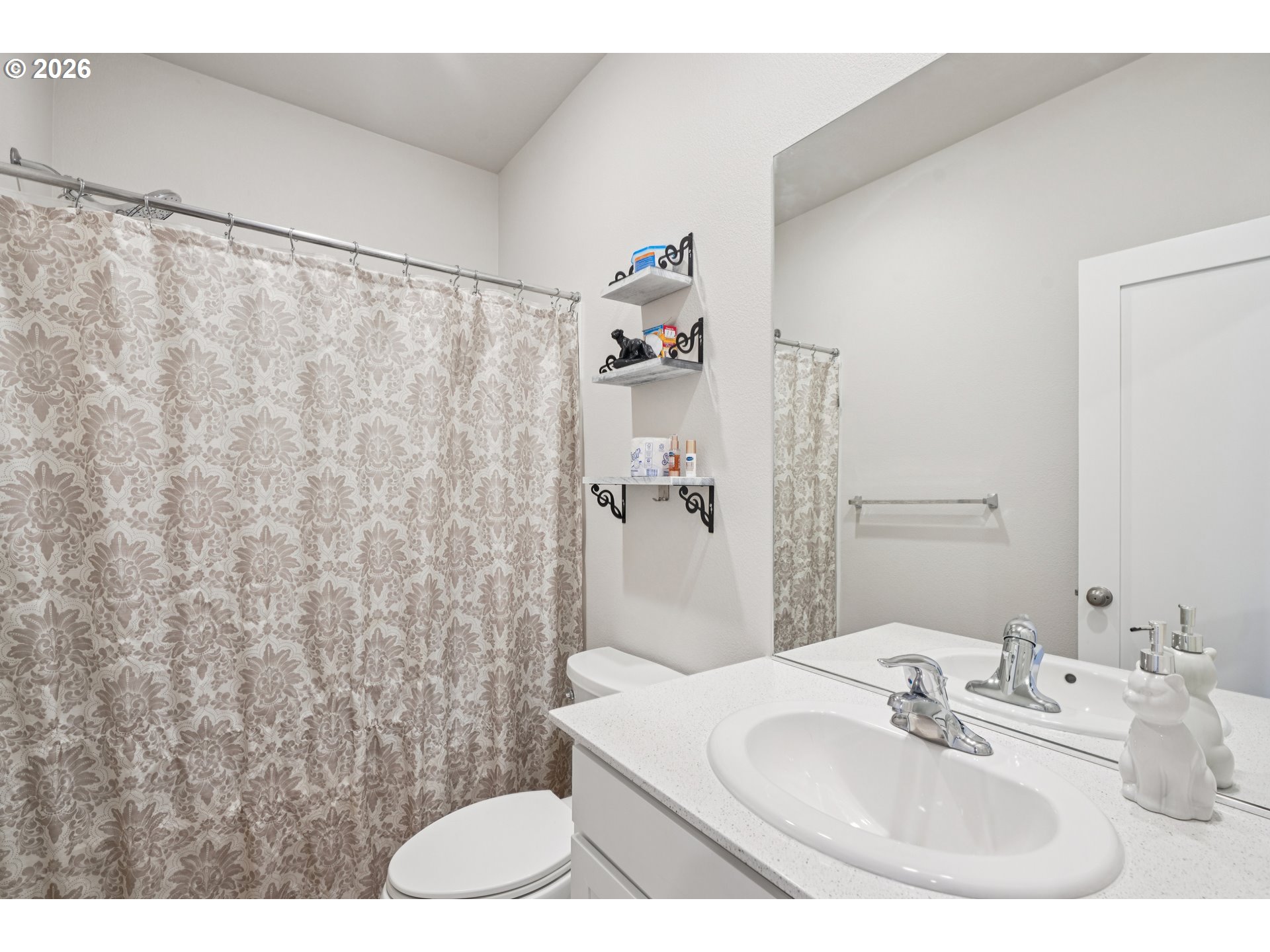 438 Greencrest Street Northeast Salem, OR 97301 - Photo 24 of 35