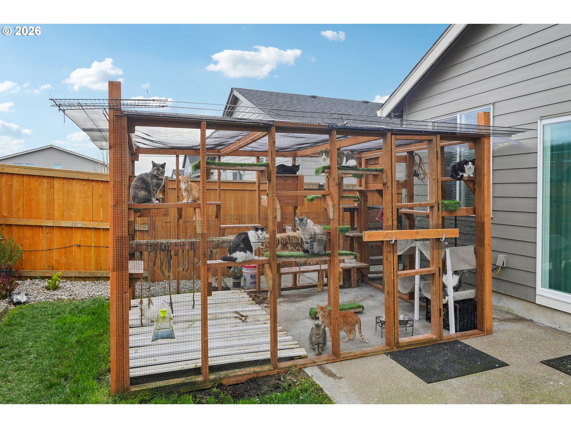 438 Greencrest Street Northeast Salem, OR 97301 - Photo 32 of 35