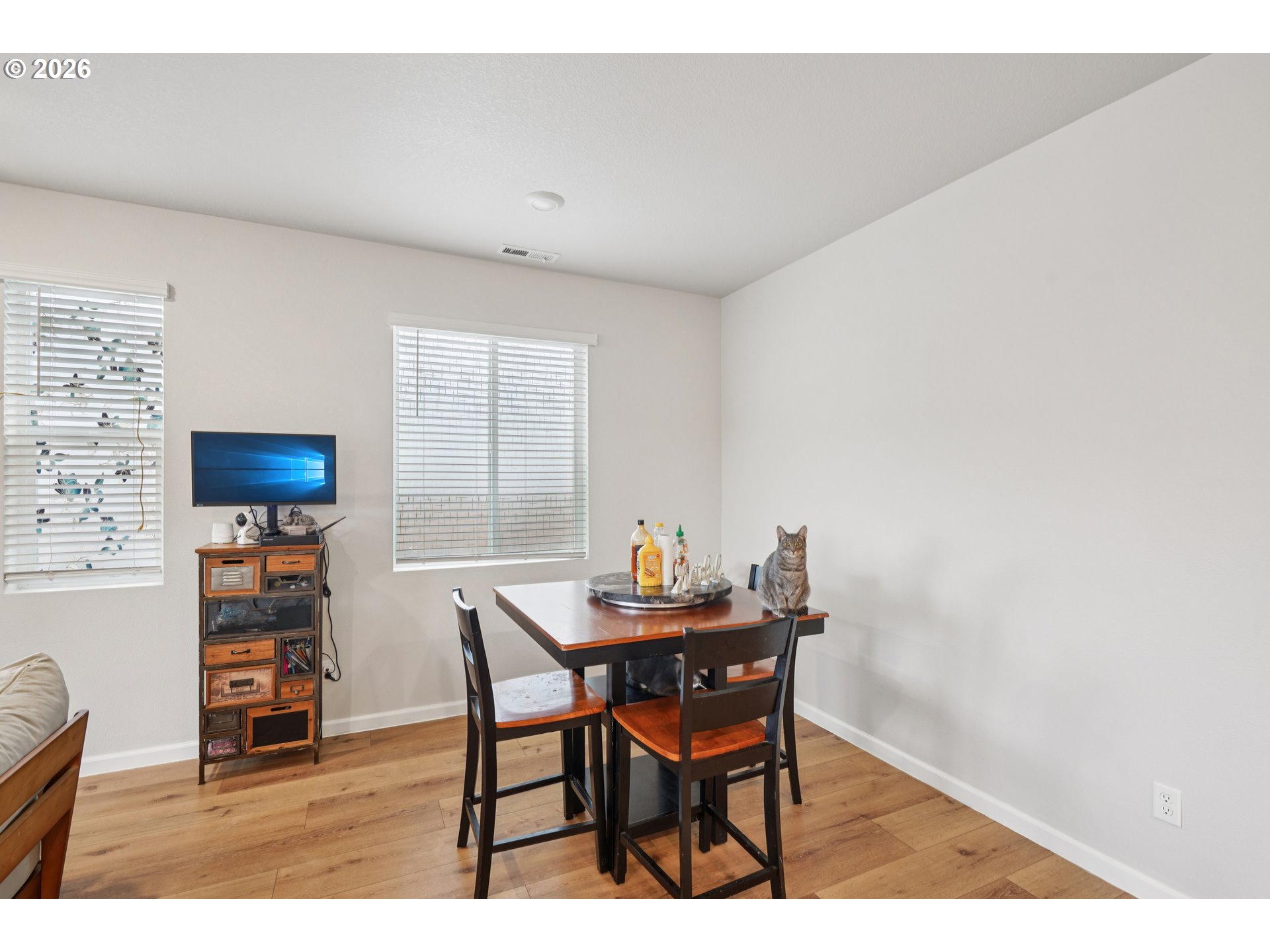 438 Greencrest Street Northeast Salem, OR 97301 - Photo 10 of 35