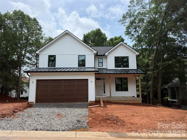 $624,900 | 5069 Tara Tea Drive, Tega Cay, SC 29708