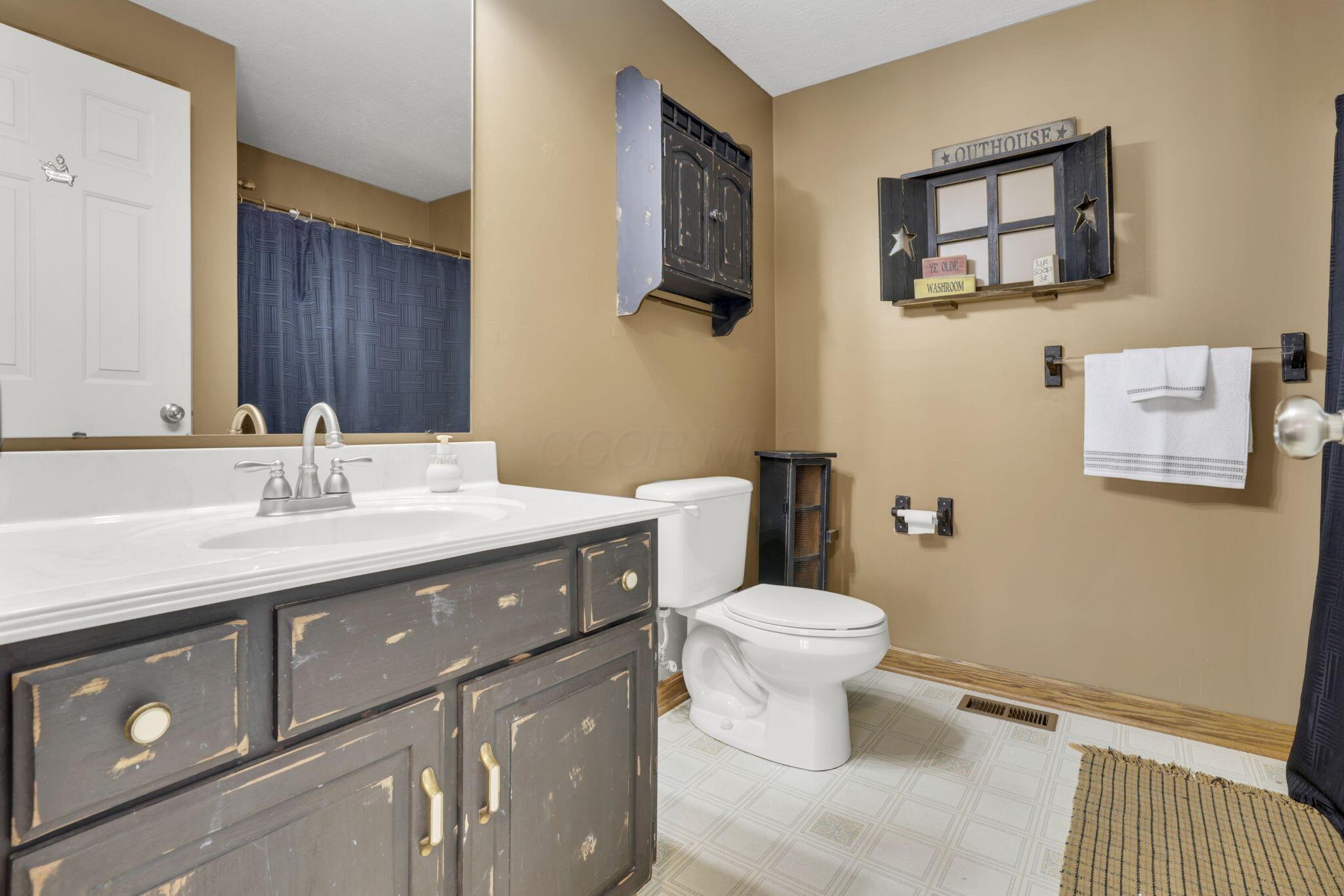 5521 Morgan Center Road Mount Vernon, OH 43050 - Photo 59 of 104 59-web-or-mls-GR7A4810