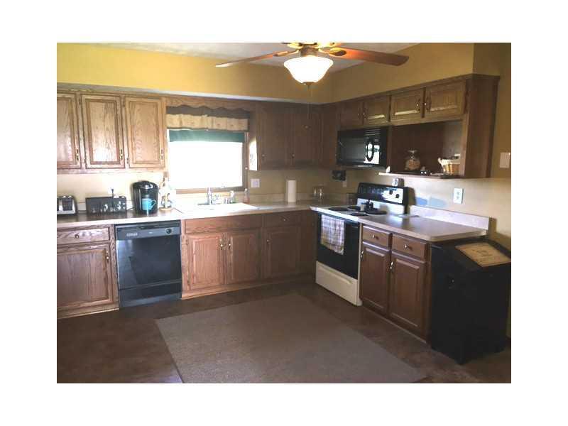 5825 Selma Pike Springfield, OH 45502 - Photo 5 of 20