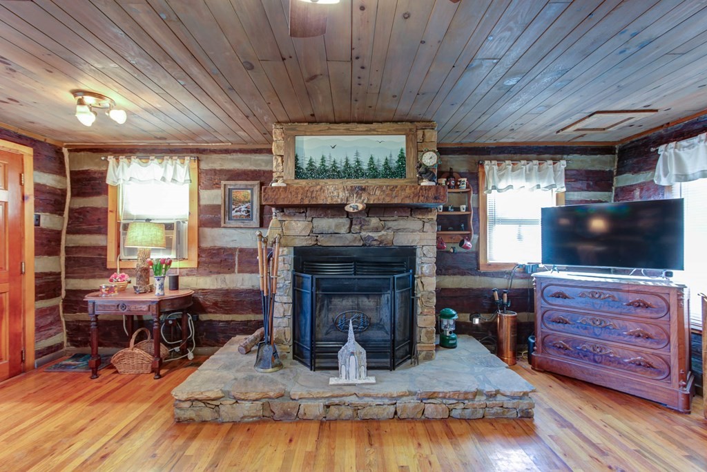 551 Bruce Road Gatlinburg, TN 37738 - Photo 5 of 34 Gallery Image 5