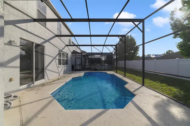 a view of yard from a balcony