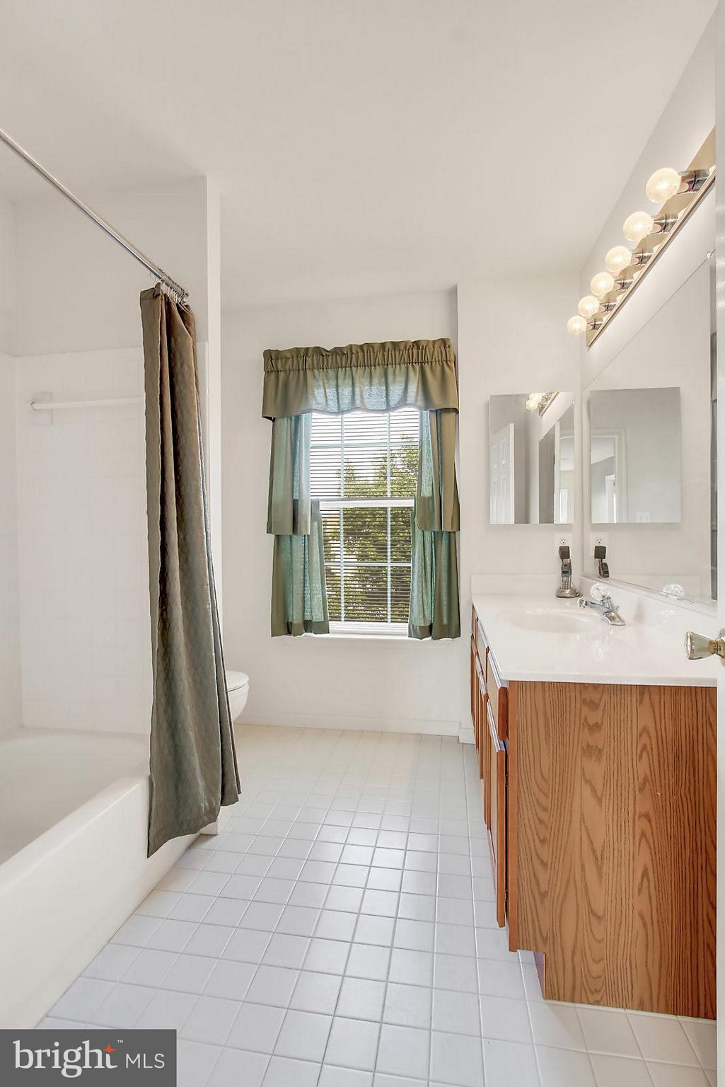 206 Seamaster Road Baltimore, MD 21221 - Photo 17 of 25 Gallery Image 17