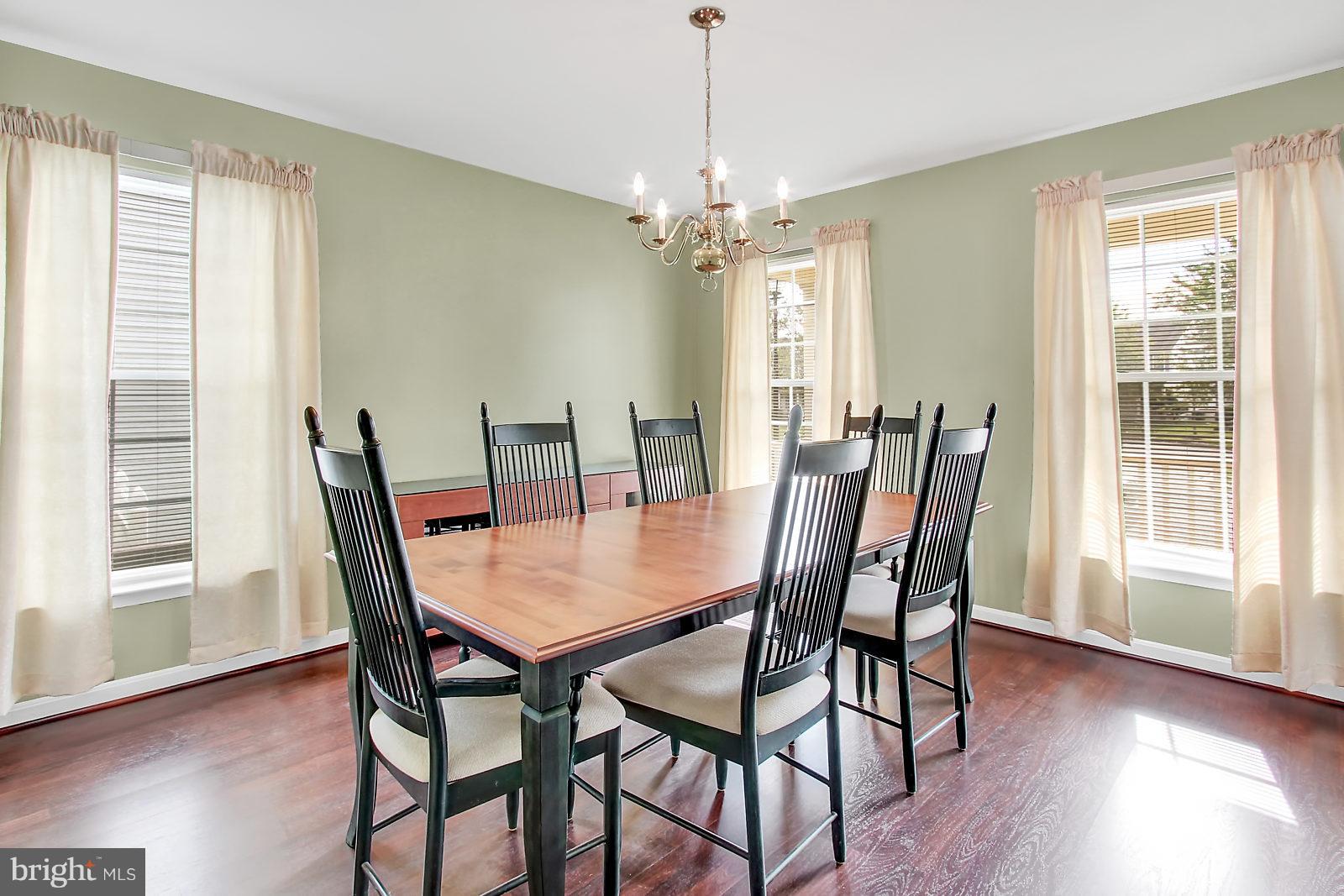 206 Seamaster Road Baltimore, MD 21221 - Photo 6 of 25 Gallery Image 6