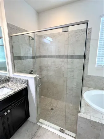 $2,900 | 14321 Azalea Pond Court, Lithia, FL 33547