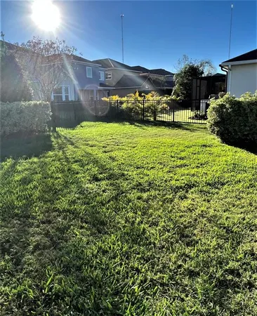 $2,900 | 14321 Azalea Pond Court, Lithia, FL 33547