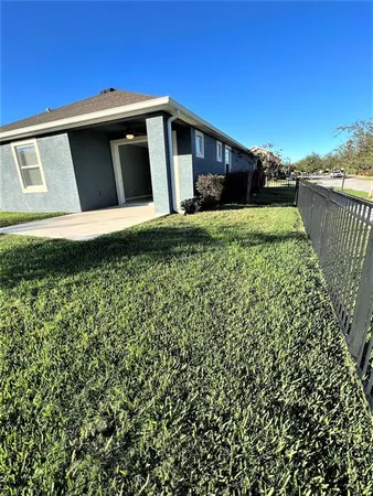 $2,900 | 14321 Azalea Pond Court, Lithia, FL 33547