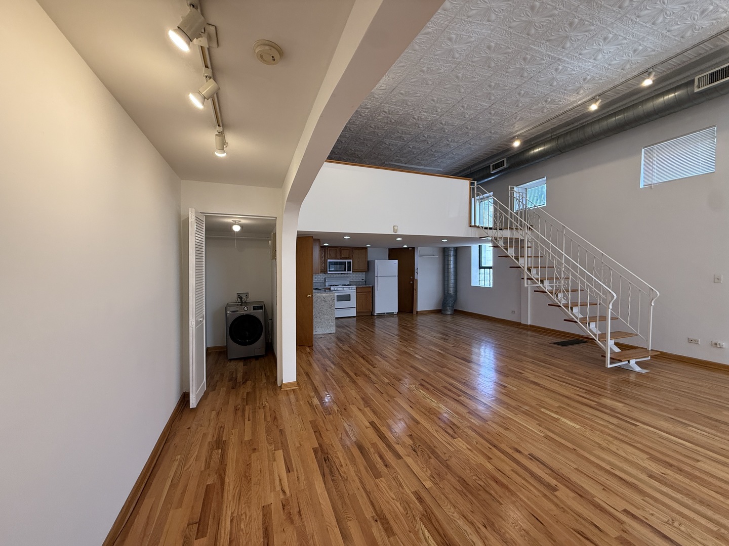 1237 North Noble Street, Unit 1F Chicago, IL 60642 - Photo 6 of 21