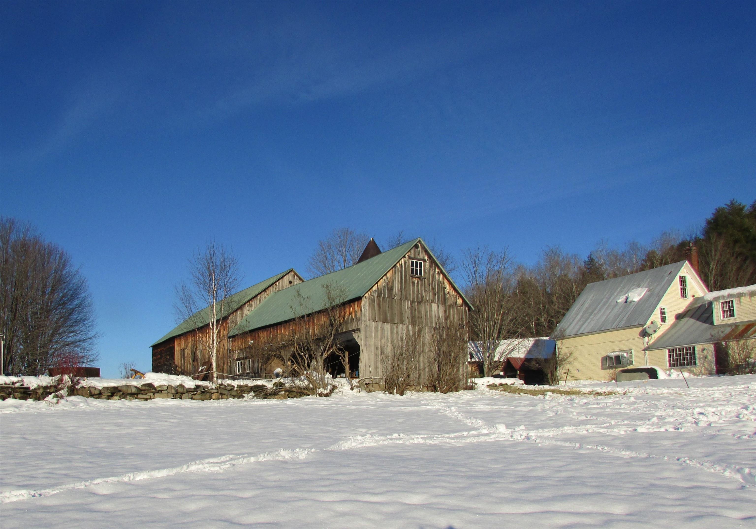 72 Wood Road Hartford, VT 05059 - Photo 4 of 4 Gallery Image 4