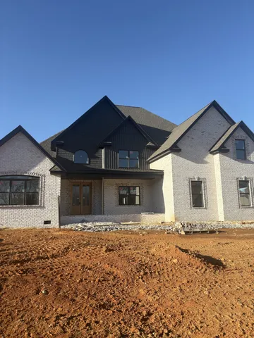 $809,900 | 370 Young Lane, Pleasant View, TN 37146