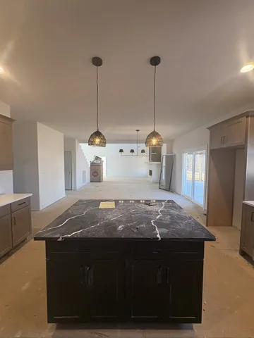 $809,900 | 370 Young Lane, Pleasant View, TN 37146