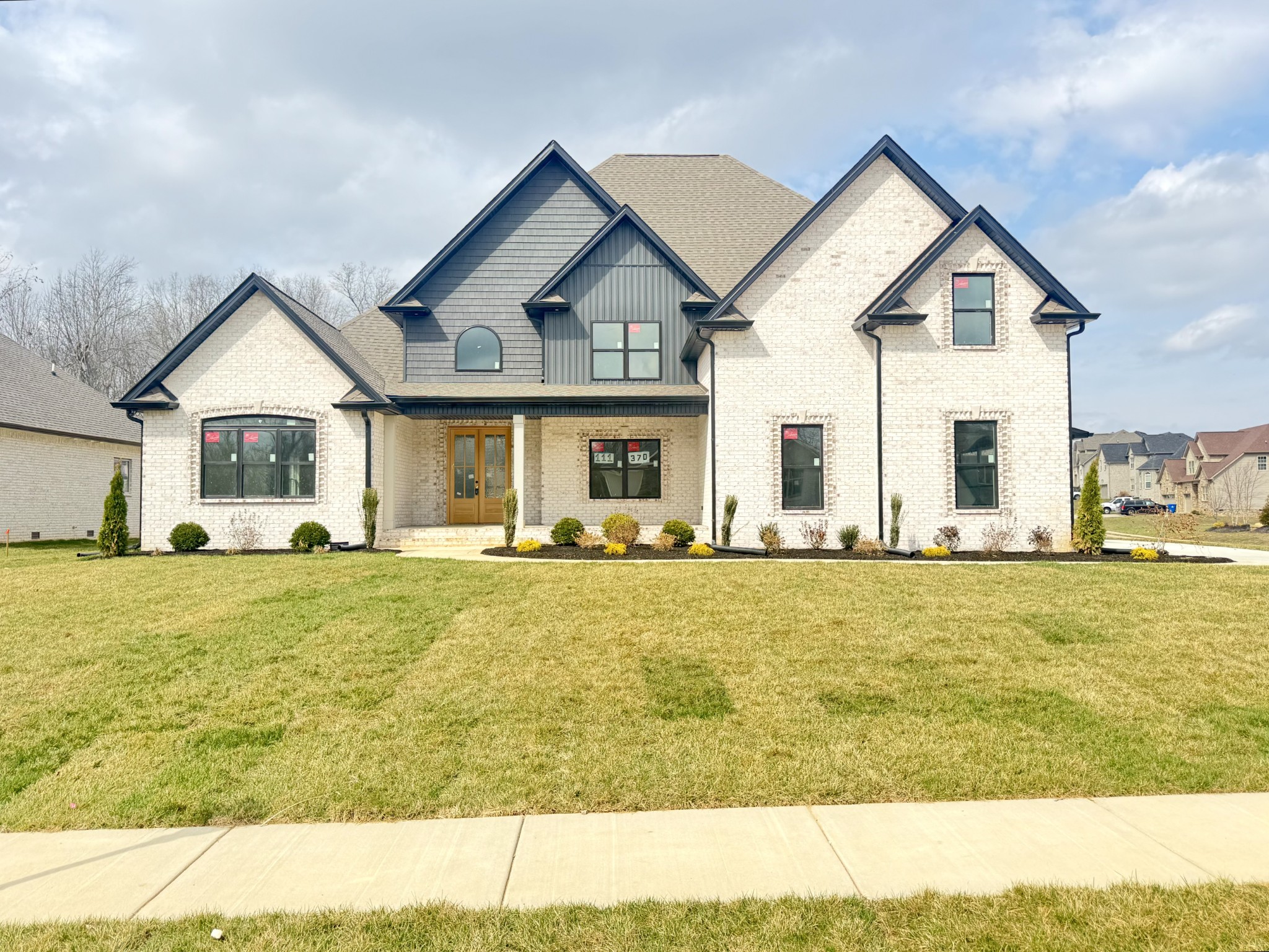 370 Young Lane Pleasant View, TN 37146 - Photo 2 of 58