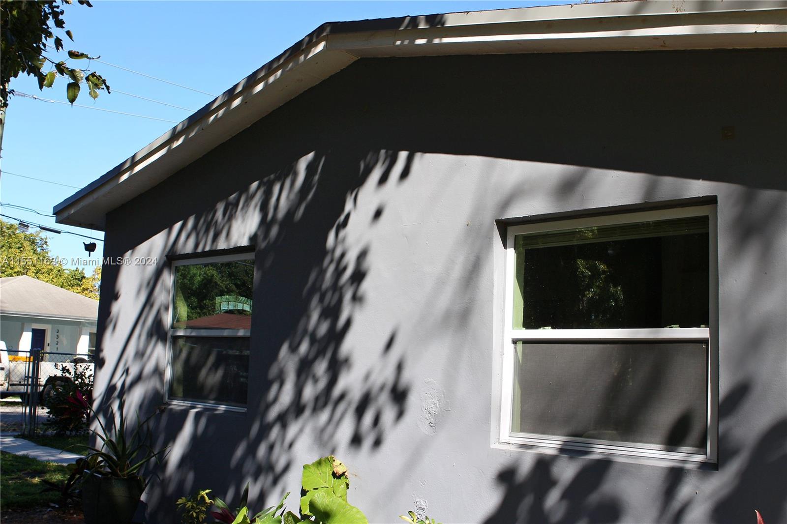 Gladeview Miami, FL 33147 - Photo 5 of 25 a close up of a car