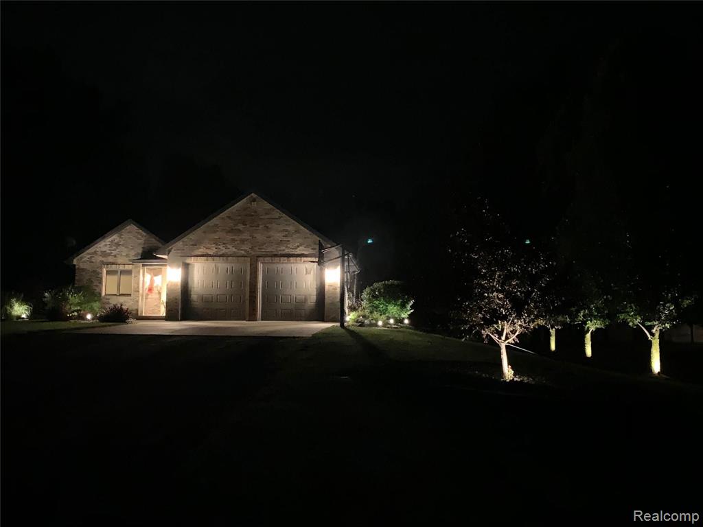 5488 Lange Road Birch Run, MI 48415 - Photo 3 of 45