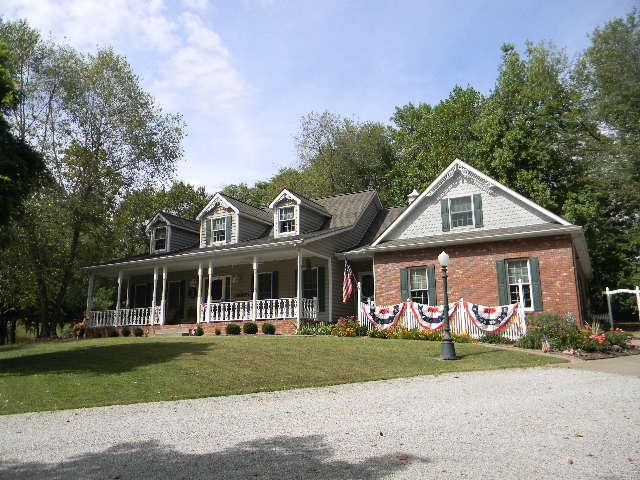 9925 Hogue Road Evansville, IN 47712 - Photo 1 of 36 Gallery Image 1