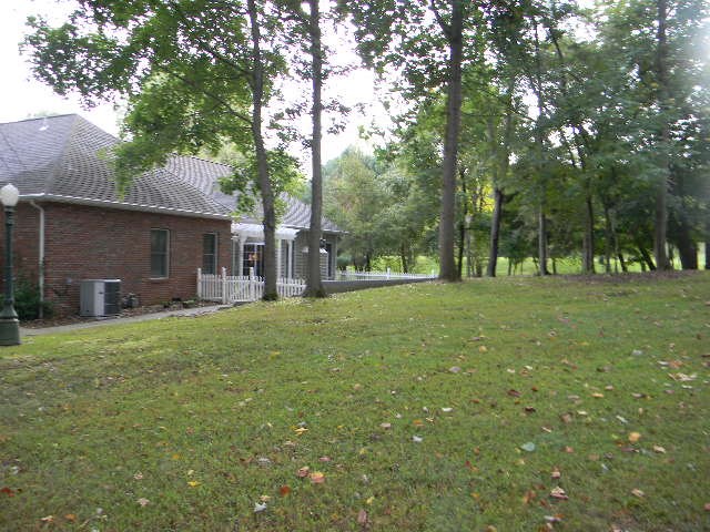 9925 Hogue Road Evansville, IN 47712 - Photo 28 of 36 Gallery Image 28