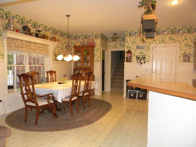 9925 Hogue Road Evansville, IN 47712 - Photo 8 of 36 Gallery Image 8