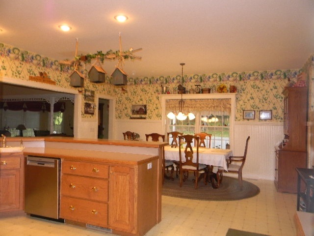 9925 Hogue Road Evansville, IN 47712 - Photo 10 of 36 Gallery Image 10